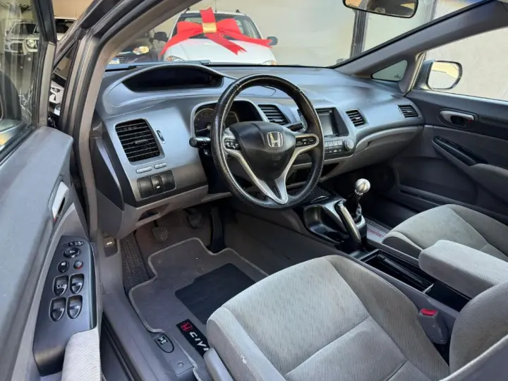 Civic Sed. LXL/LXL SE 1.8 Flex 16V Mec.