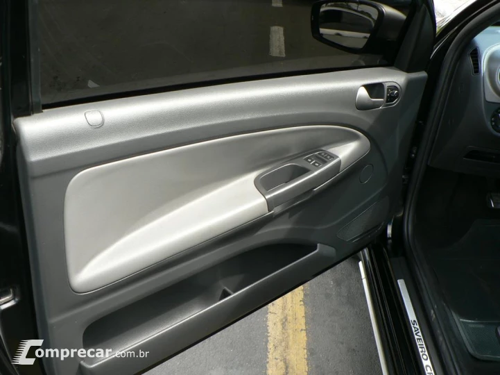 SAVEIRO 1.6 Cross CE 16V