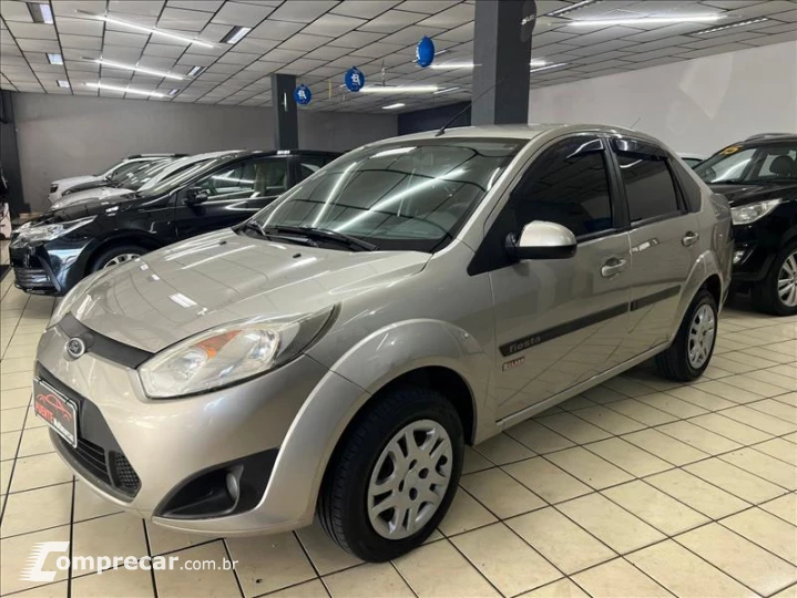 FIESTA 1.6 MPI Sedan 8V