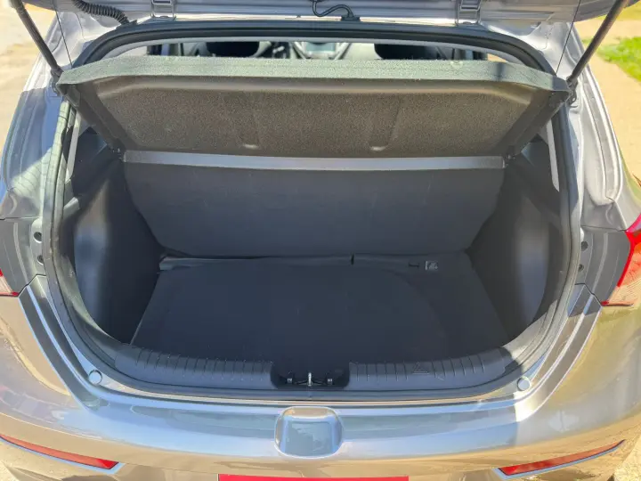 HB20 1.6 Comfort Plus 16V