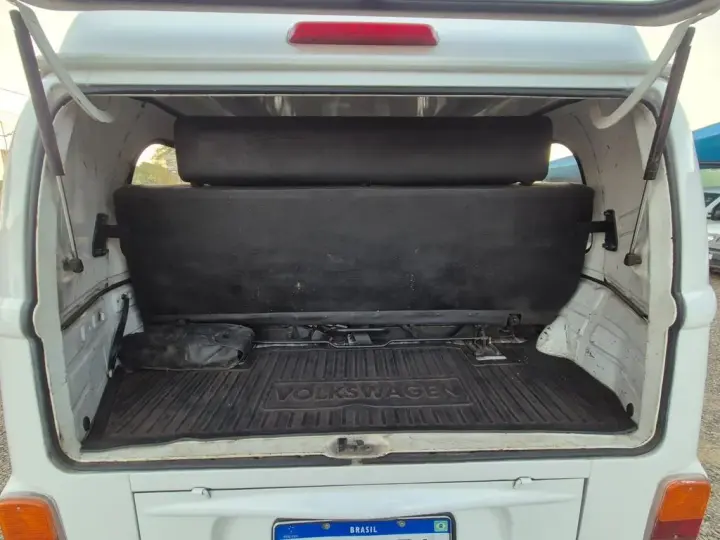 Kombi 1.4 FLEX STD LOTAÇÃO 12 LUGARES