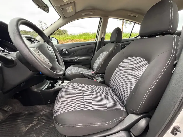 Versa 1.6 16V SV (Flex)