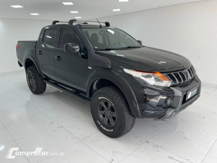 L200 TRITON 2.4 16V Turbo Sport GLS CD 4X4