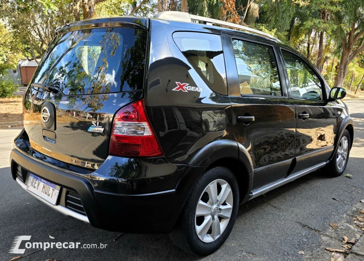 LIVINA 1.6 SL X-gear 16V