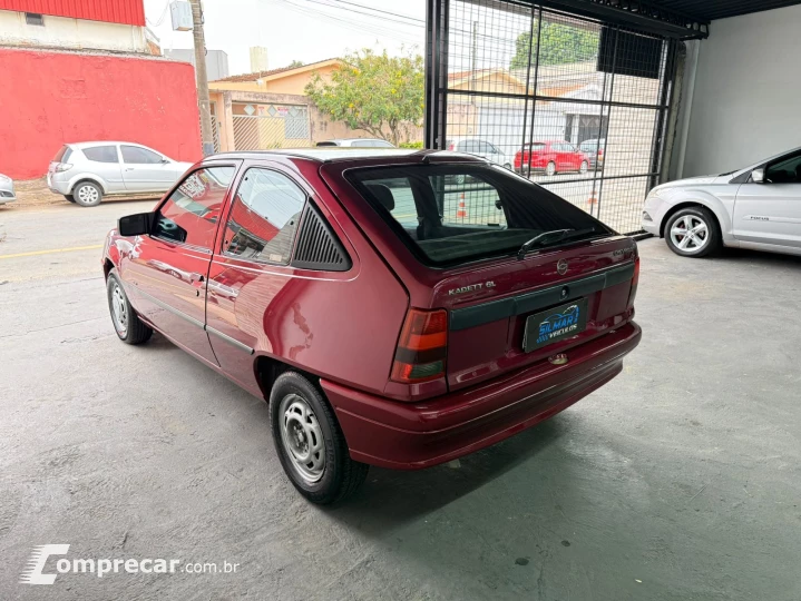 KADETT 1.8 EFI GL 8V