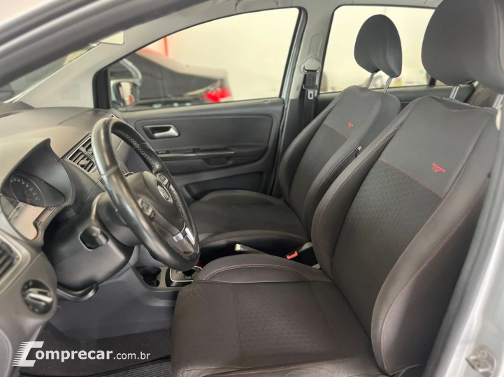 CROSSFOX 1.6 MI 8V VOLKSWAGEN