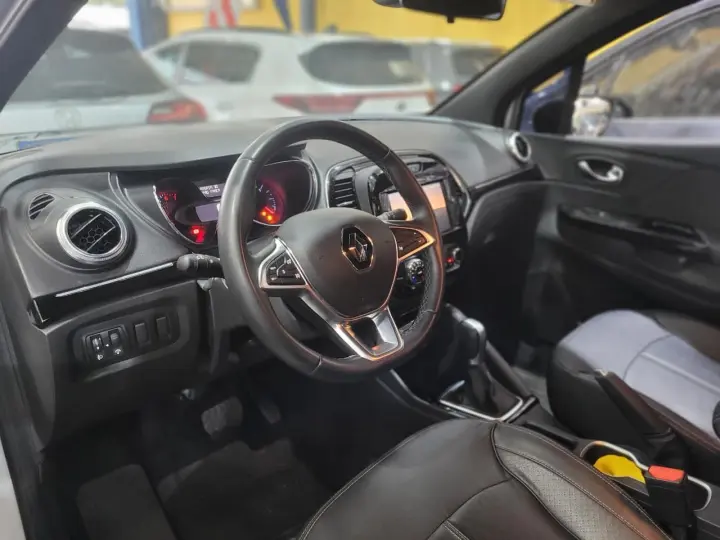 CAPTUR Intense 1.3 TB 16V Flex 5p Aut.