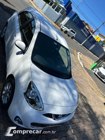 MARCH SV 1.0 12V Flex 5p