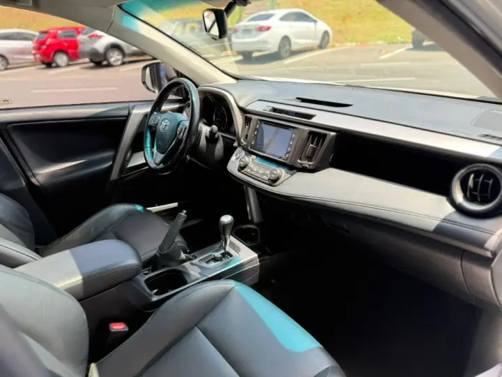 RAV4 2.0 TOP 4x2 16V Aut.