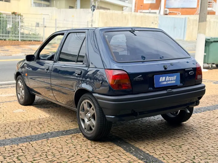 FIESTA 1.0 MPI Hatch 8V
