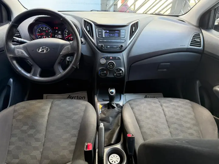 HB20 1.6 Comfort Style 16V