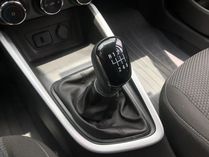 Onix 1.0 Flex Lt Manual