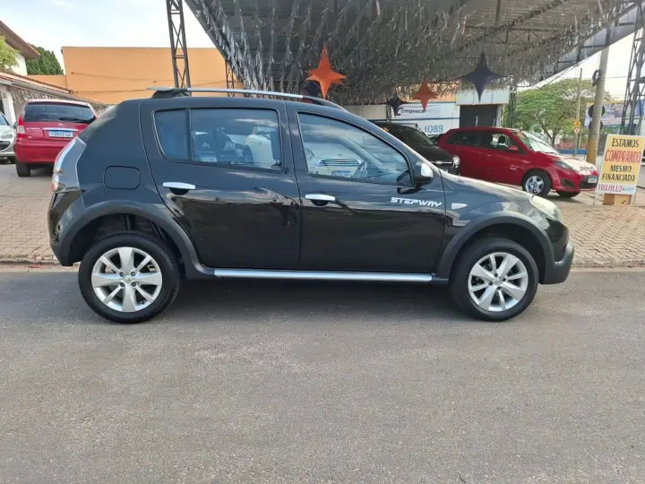 Sandero 1.6 STEPWAY 16V FLEX 4P AUTOMÁTICO