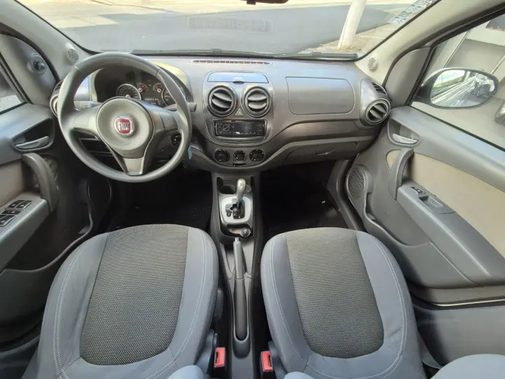 Palio ESSENCE Dualogic 1.6 Flex 16V 5p