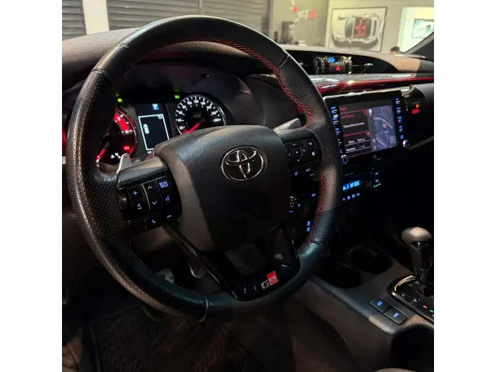 HILUX 2.8 D-4D TURBO DIESEL CD GR-S 4X4 AUTOMÁTICO