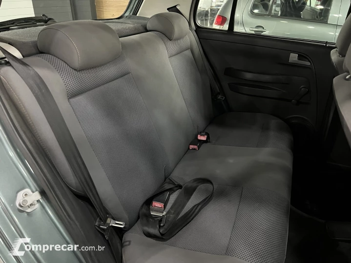 FOX 1.0 MI TREND 8V FLEX 4P MANUAL