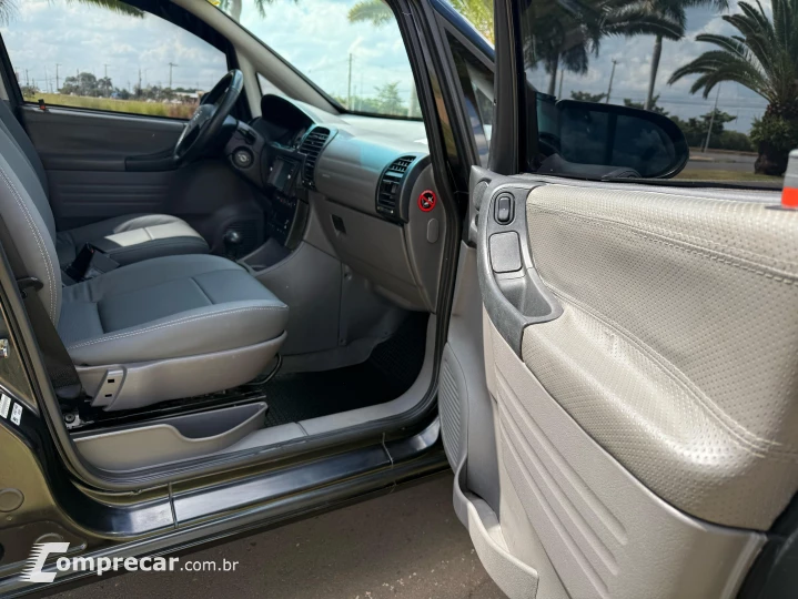 ZAFIRA 2.0 MPFI Expression 8V