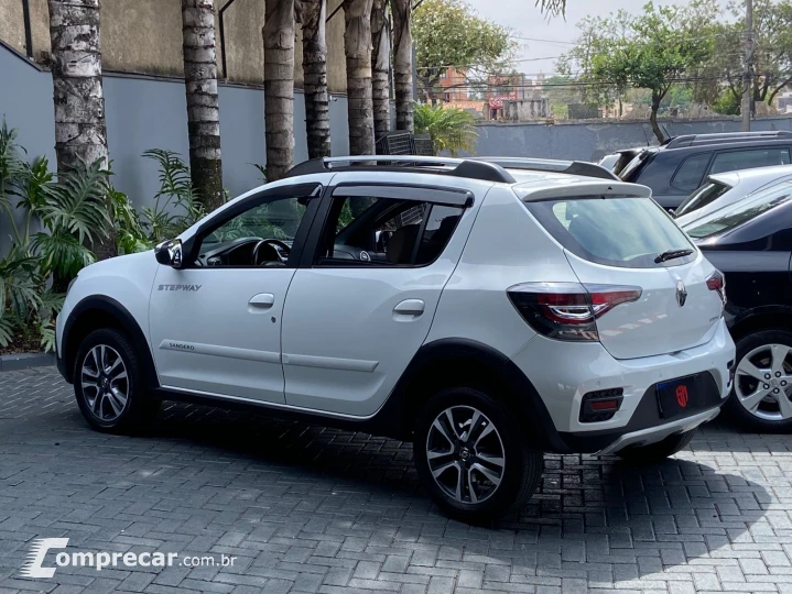 SANDERO 1.6 16V SCE Stepway Iconic