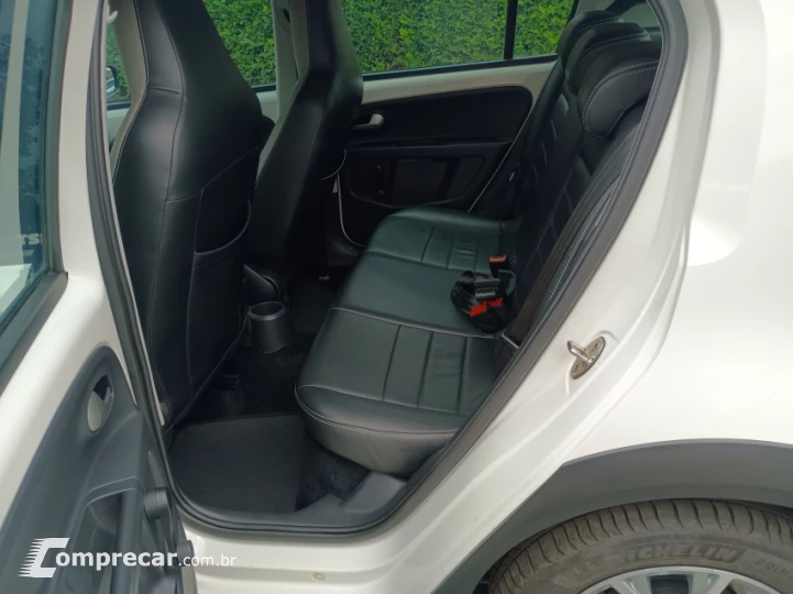 CROSS UP 1.0 TSI 12V