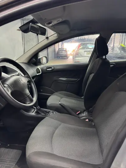 207 XR Sport 1.4 Manual