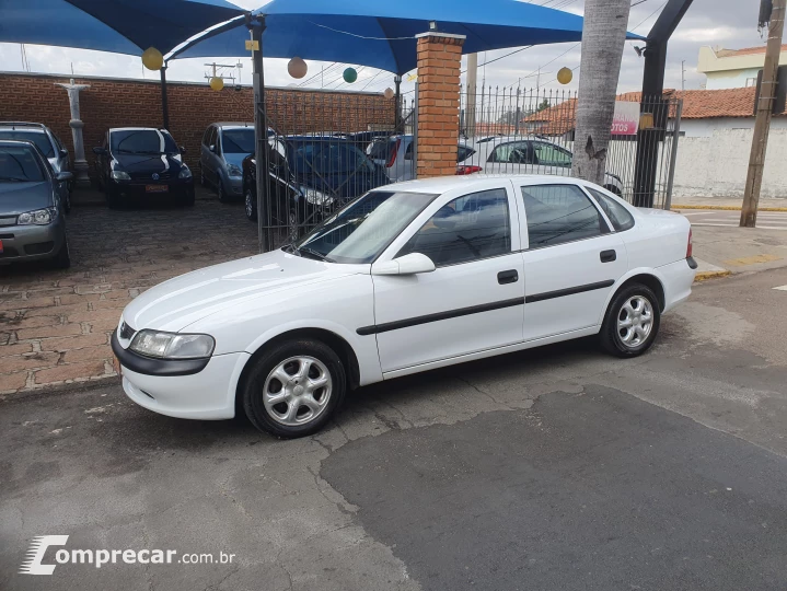 VECTRA 2.2 MPFI GLS 8V