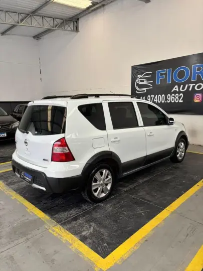 NISSAN LIVINA 1.8 SL X-GEAR 16V