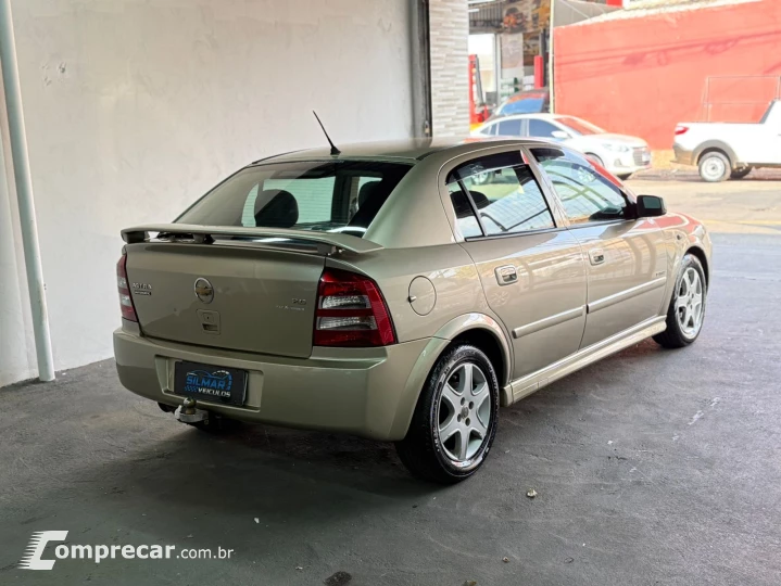 ASTRA 2.0 MPFI Advantage 8V