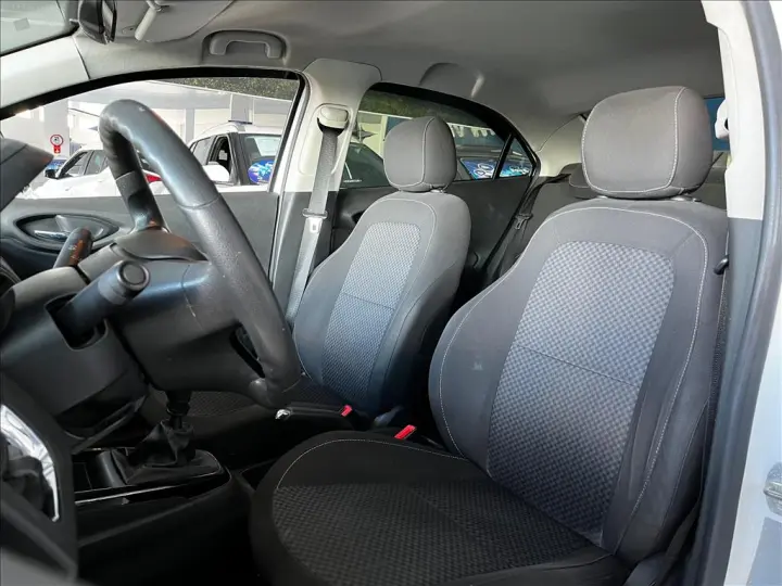 PRISMA 1.4 MPFI LT 8V FLEX 4P MANUAL