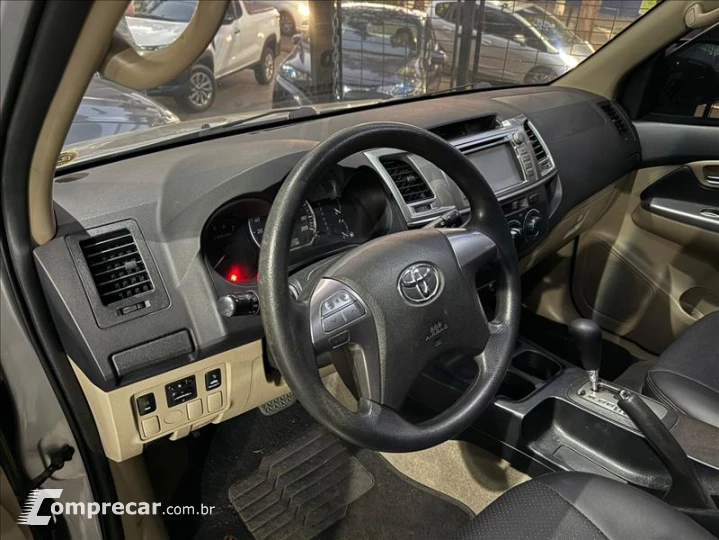 HILUX SW4 2.7 SR 4X2 16V