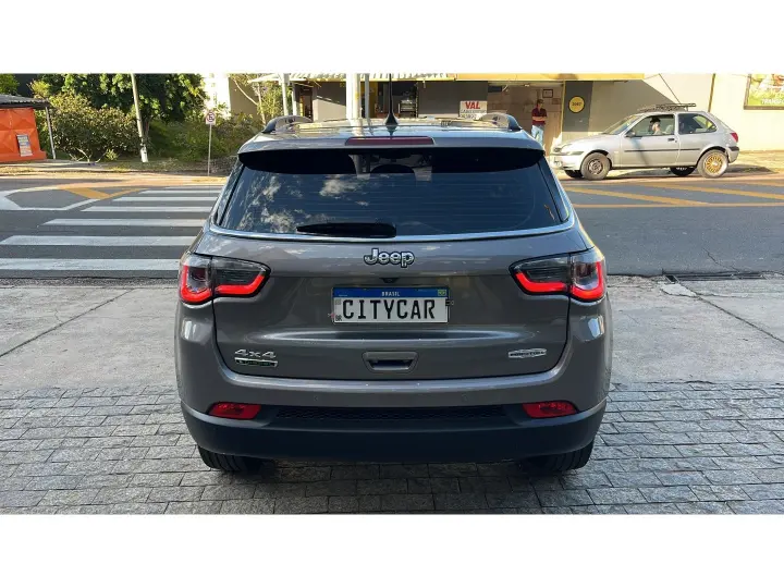 COMPASS 2.0 16V DIESEL LONGITUDE 4X4 AUTOMÁTICO