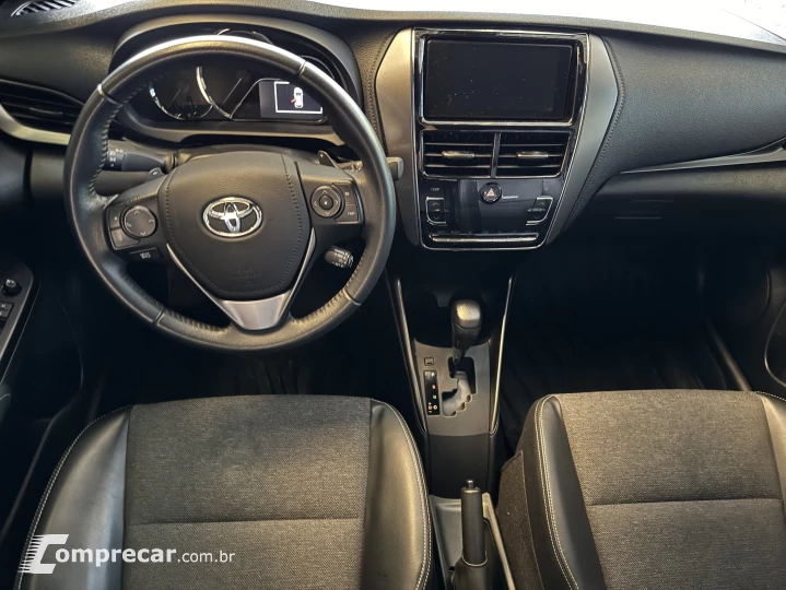 YARIS 1.5 16V XS Connect