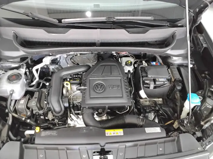 T-CROSS 1.0 200 TSI TOTAL FLEX AUTOMÁTICO