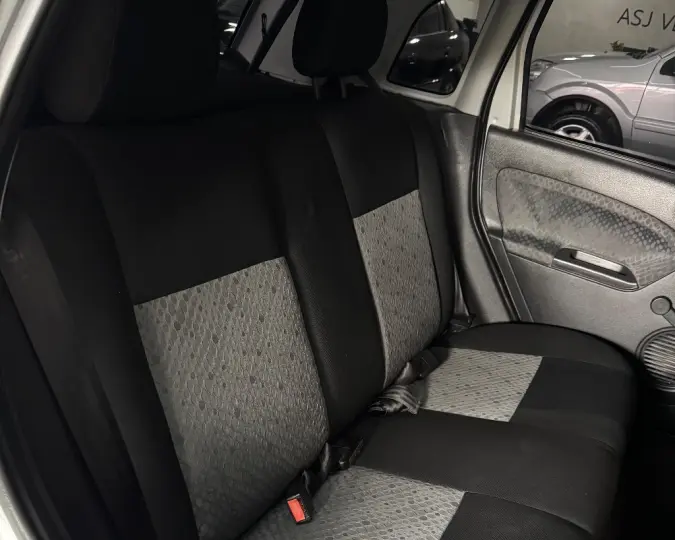 Fiesta SE 1.6 8V Flex 5p