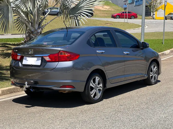 CITY 1.5 EX Sedan 16V