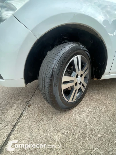 AGILE 1.4 MPFI LTZ 8V