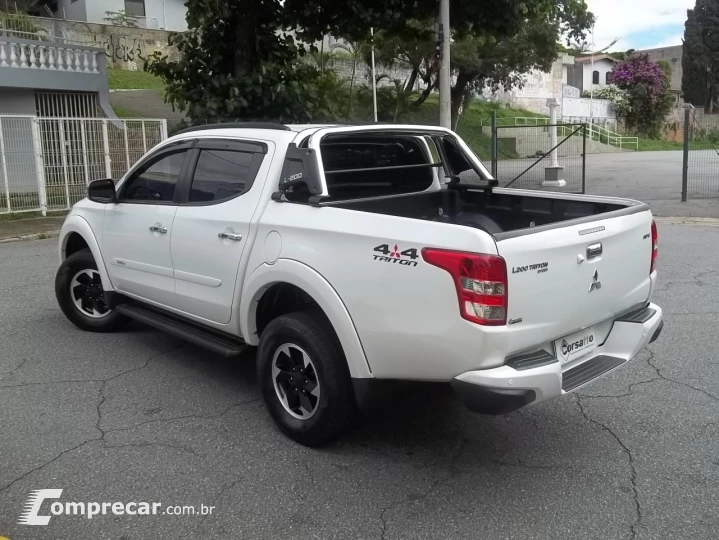 L200 TRITON 2.4 16V Turbo Sport HPE CD 4X4