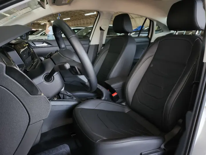 VIRTUS 1.0 200 TSI COMFORTLINE AUTOMÁTICO