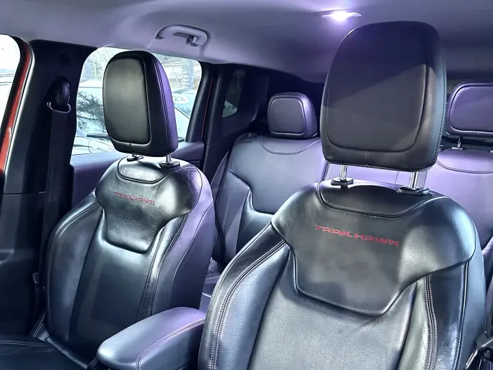 RENEGADE 2.0 16V TURBO DIESEL TRAILHAWK 4P 4X4 AUTOMÁTICO