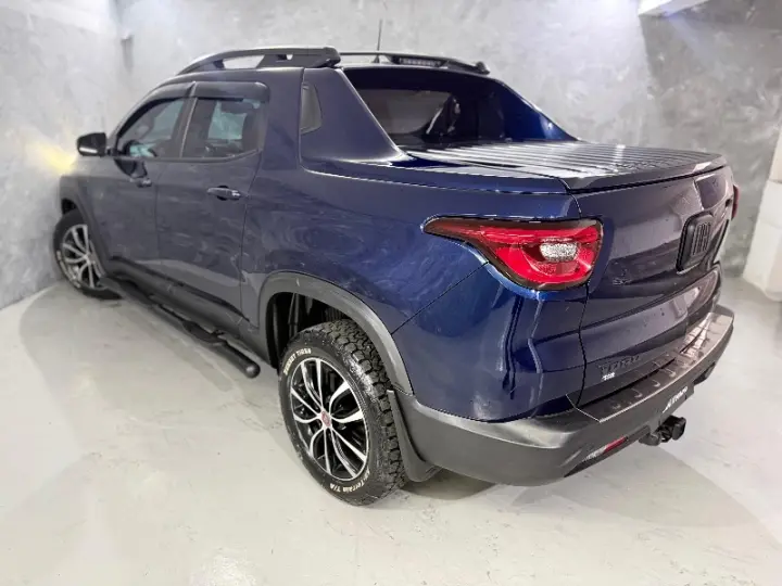 TORO 2.0 16V Turbo Ultra 4WD