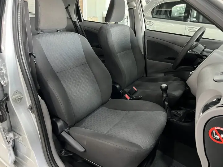 ETIOS 1.5 XLS 16V FLEX 4P MANUAL