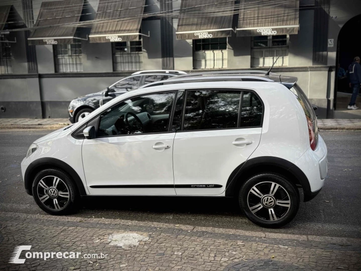 CROSS UP 1.0 TSI 12V FLEX 4P MANUAL