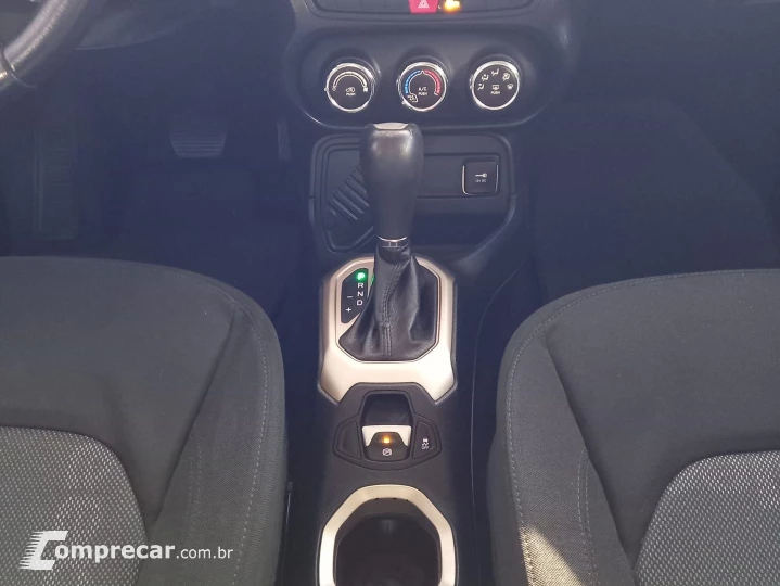 Renegade 1.8 16V Flex 4P Automático