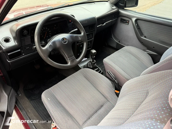 KADETT 1.8 EFI GL 8V