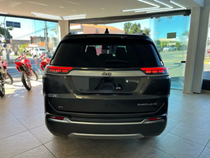 COMMANDER 1.3 T270 TURBO FLEX OVERLAND AT6