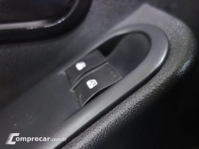 SANDERO - 1.6 EXPRESSION 8V 4P MANUAL