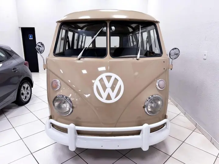 KOMBI