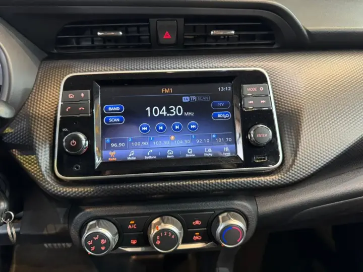 KICKS Sense 1.6 16V Flex Aut.