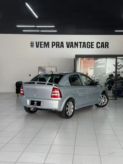 ASTRA 2.0 MPFI Advantage 8V