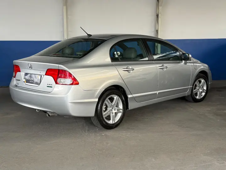 Civic Sedan EXS 1.8/1.8 Flex 16V Aut. 4p