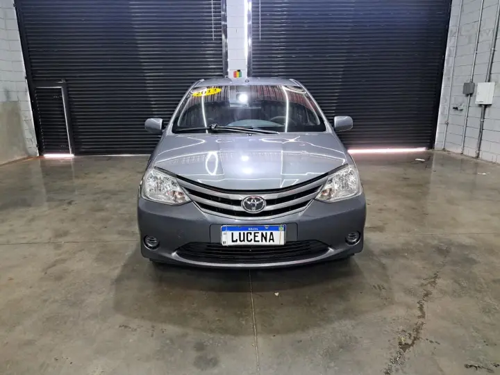 Etios 1.3 Xs 16V Flex 4P Manual